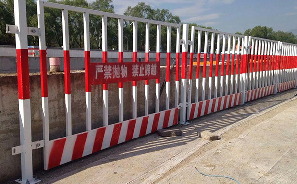 臨時護欄網(wǎng) 臨時護欄網(wǎng)